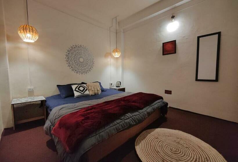 スタンダードルーム, Chakras A Boutique Stay