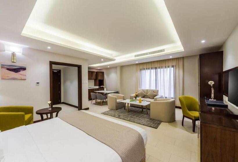 Полулюкс, Best Western Plus Al Qurayyat City Center