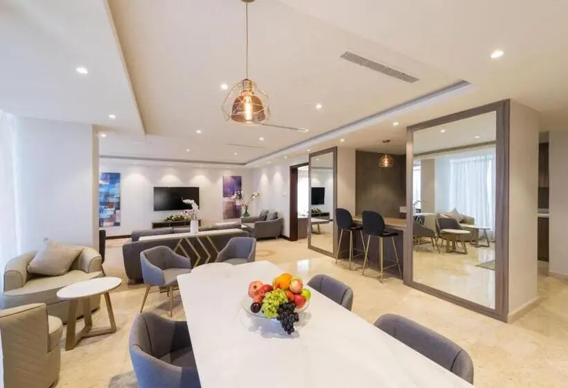 ロイヤルスイート, Best Western Plus Al Qurayyat City Center