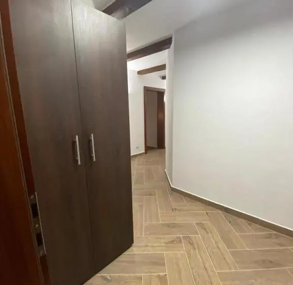 Perhehuone, La Izvoare Pensiune Păstrăvărie