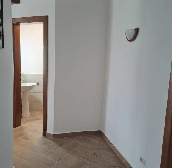 Perhehuone, La Izvoare Pensiune Păstrăvărie