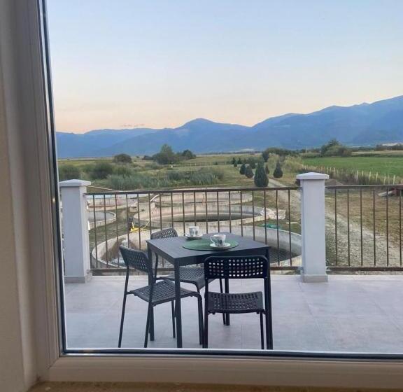 Дом 1 Спальня, La Izvoare Pensiune Păstrăvărie