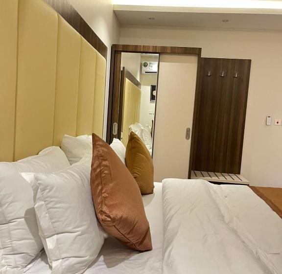 سوئیت 2 خوابه, فندق النزيل الذهبي   Golden Guest