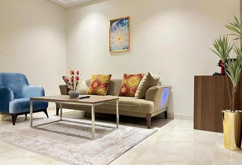 Suite Deluxe, فندق النزيل الذهبي   Golden Guest