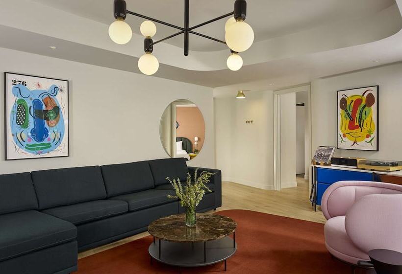 小型套房, Art Otel London Battersea Power Station, Powered By Radisson Hotels