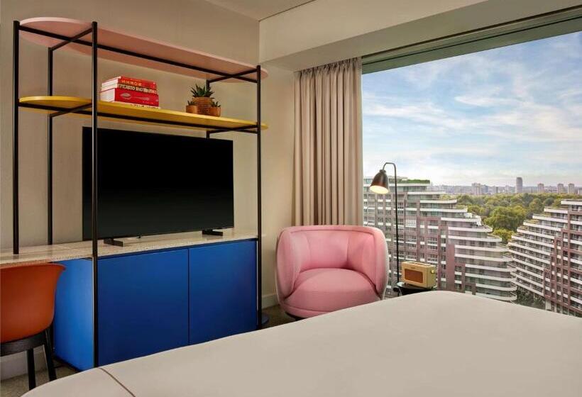 带观景的标准间, Art Otel London Battersea Power Station, Powered By Radisson Hotels