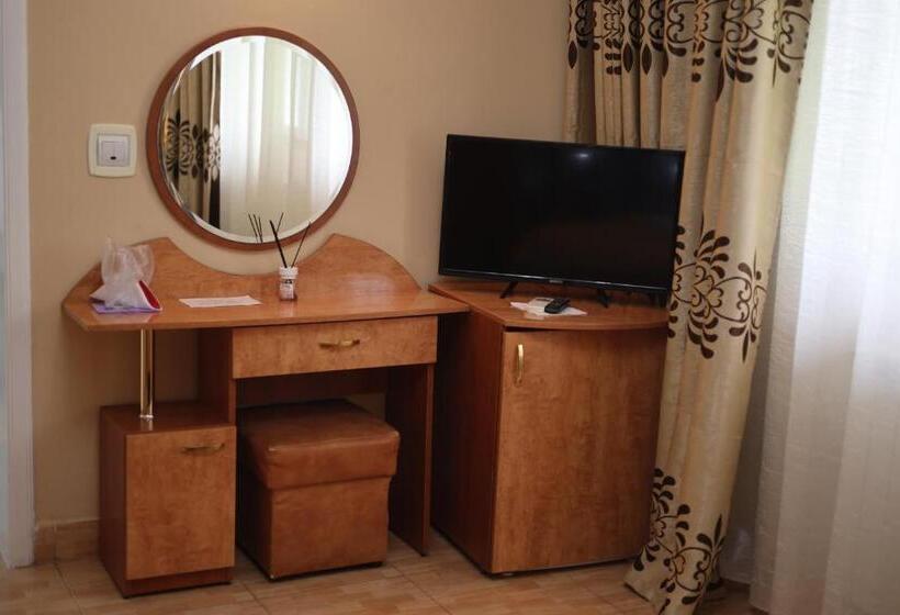 غرفة قياسية, Casa Italia