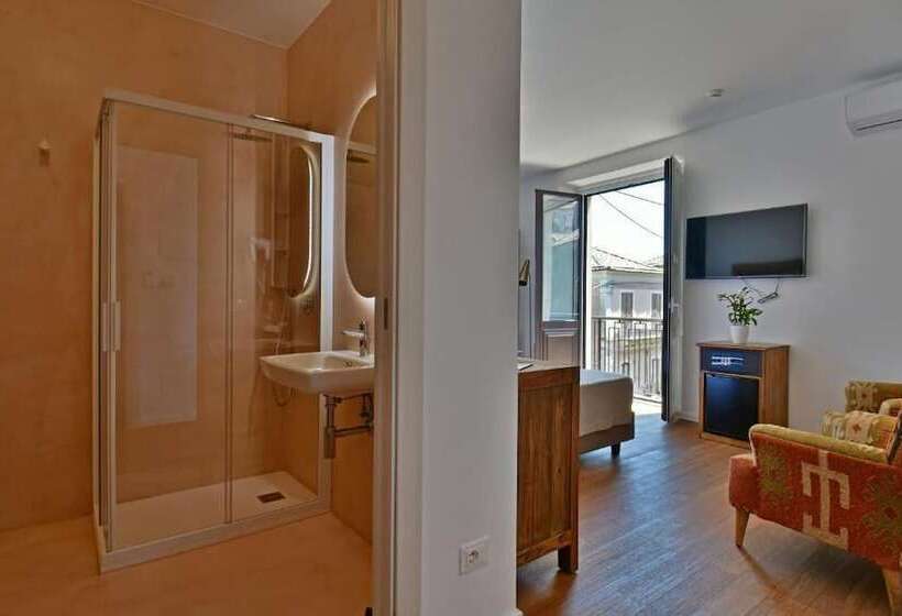 标准间, San Anton