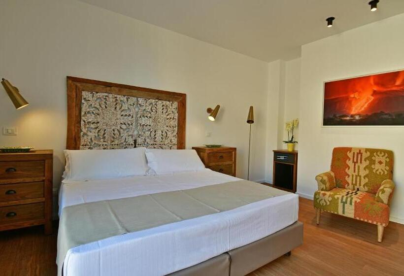 标准间, San Anton