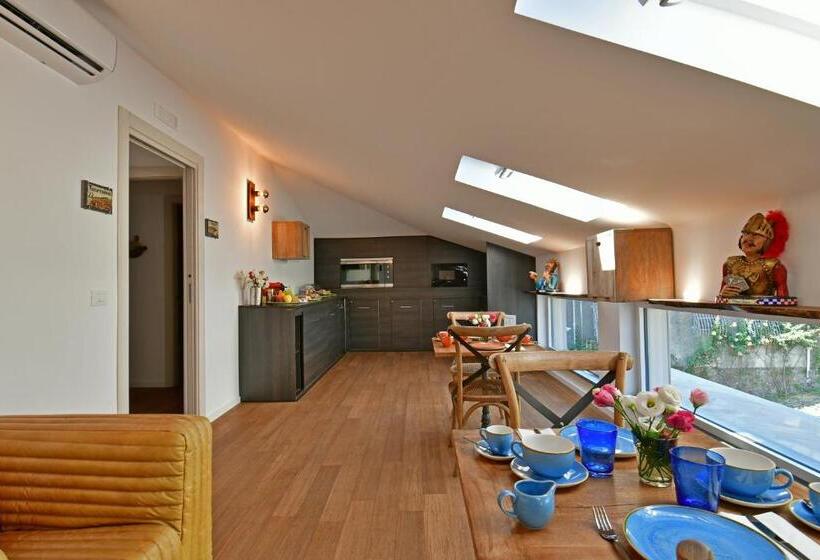 高级大房间, San Anton