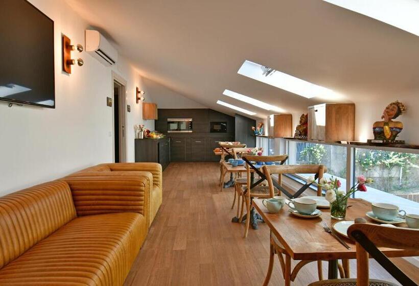 高级大房间, San Anton