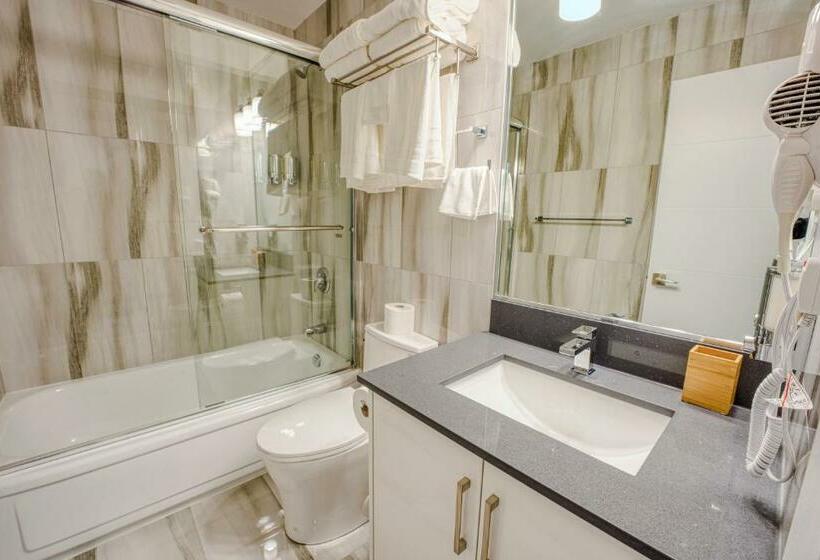 带大床的复式套间, Harrison Grand Motel