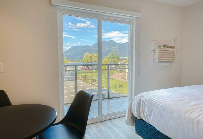 带大床的复式套间, Harrison Grand Motel