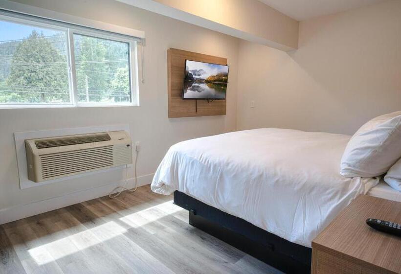 带2个卧室的套房, Harrison Grand Motel