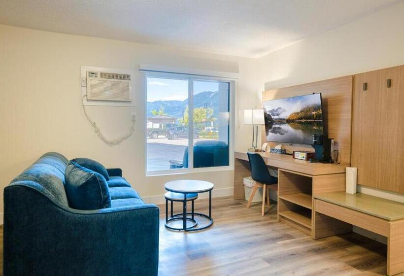 带2个卧室的套房, Harrison Grand Motel