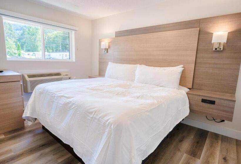 带2个卧室的套房, Harrison Grand Motel