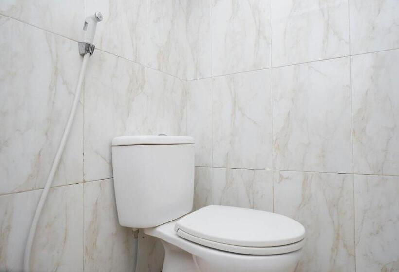 豪华房间, Urbanview Hotel Artama Simpang Lima By Reddoorz