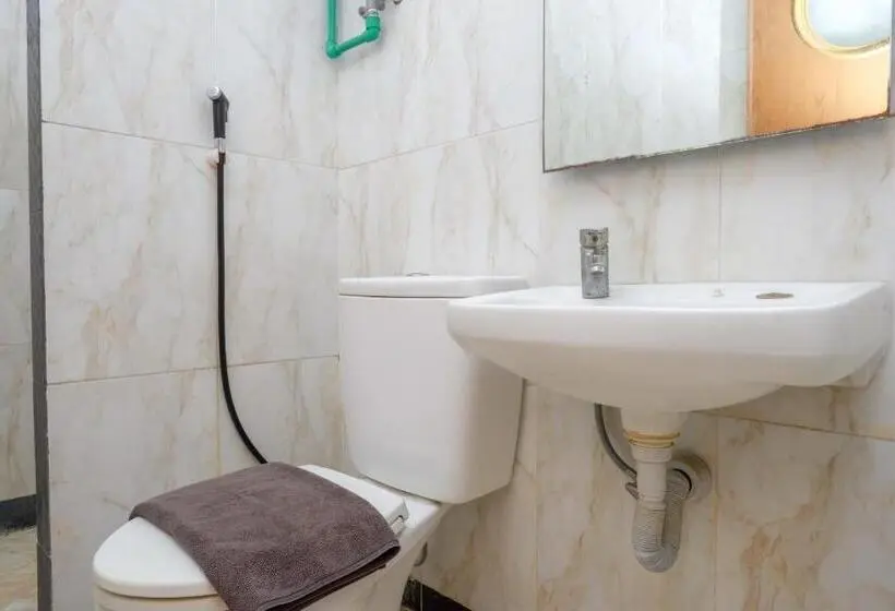 اتاق خانوادگی, Urbanview Hotel Artama Simpang Lima By Reddoorz