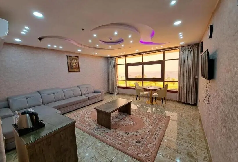 سوییت اجرایی, فندق ماس الوجه