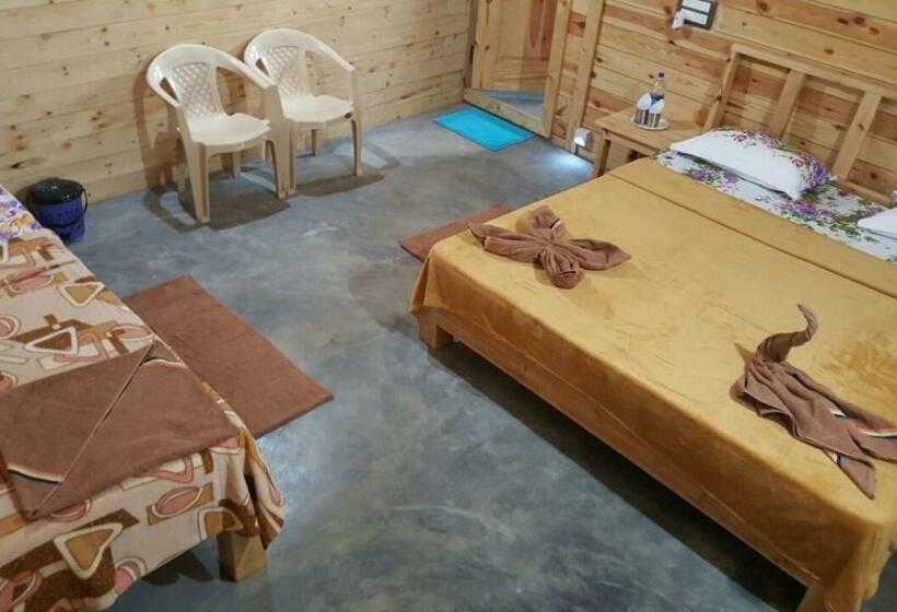 חדר דלוקס, Jungle Trailz Kabini