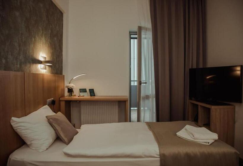 Quarto standart com varanda, Aréna