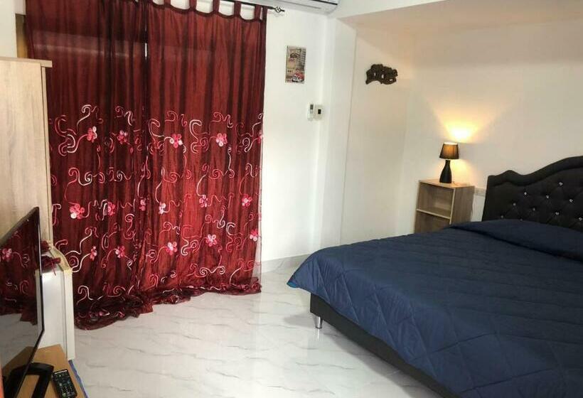Стандартный Номер Кровать Кинг, Waruneevilla