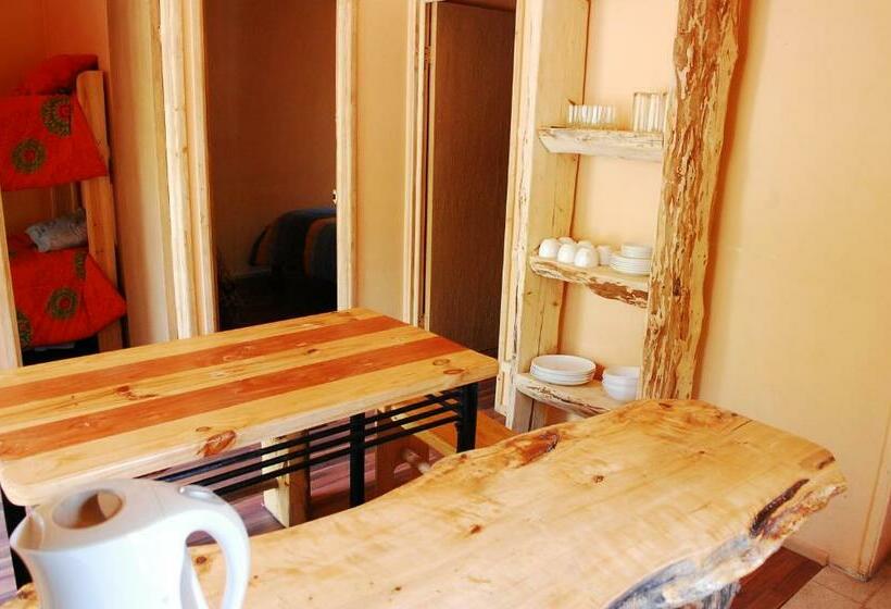 كابينة, Cabaña Hostal Ema