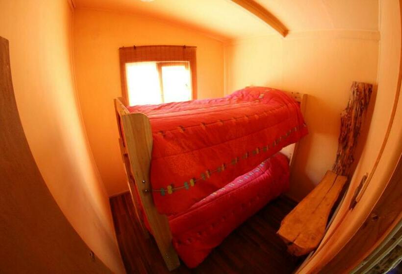 كابينة, Cabaña Hostal Ema