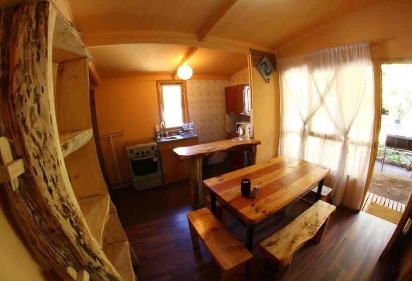 كابينة, Cabaña Hostal Ema