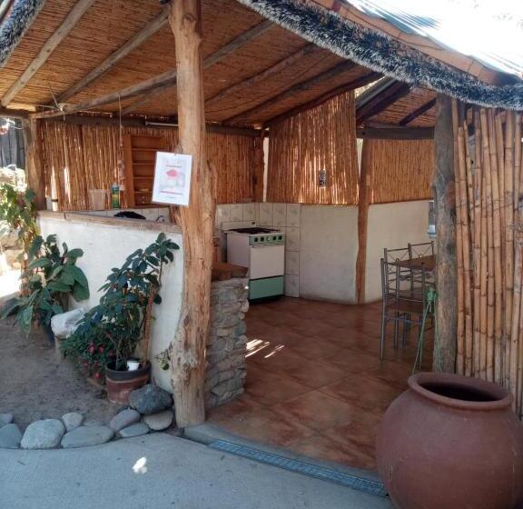 Четырехместный Номер Стандарт, Cabaña Hostal Ema