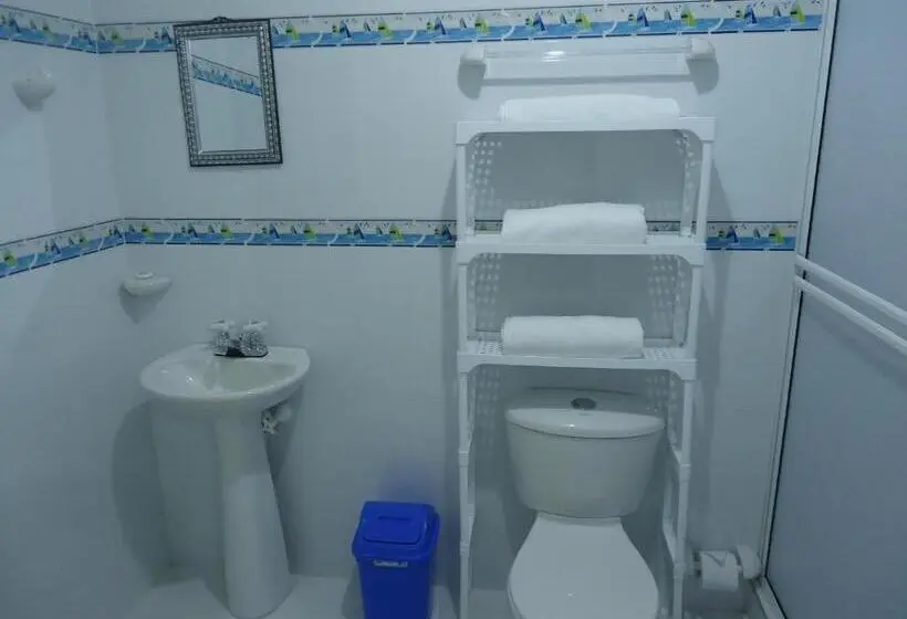 オーシャンビュースタンダードルームバルコニー付き, Posada Sunshine Paradise
