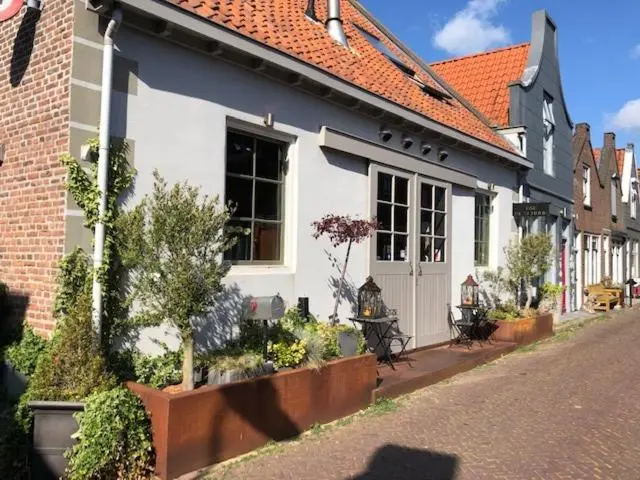 Standard Neljän Hengen Huone, B&b With Or Without De Schuur