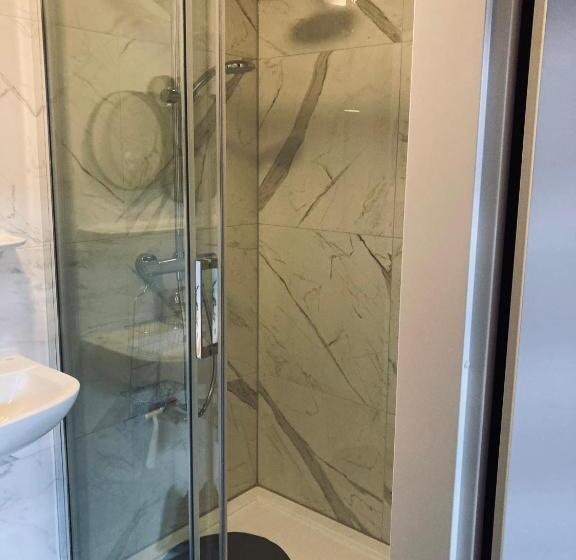 디럭스 룸, B&b With Or Without De Schuur