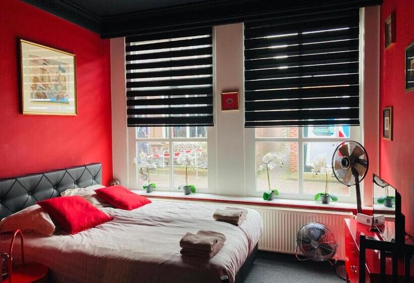 디럭스 룸, B&b With Or Without De Schuur