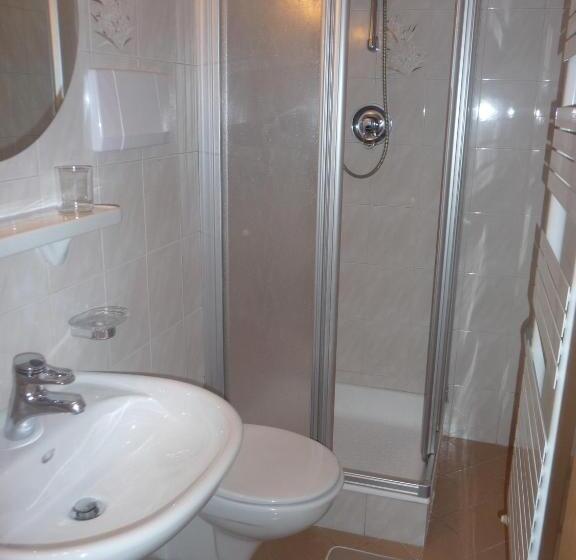 スタンダードルーム, Garni Bonaria