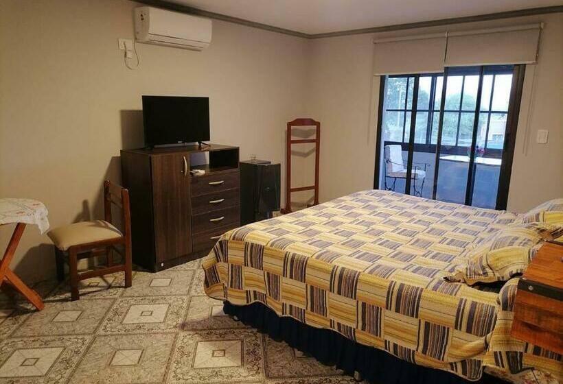 سوییت جونیور با بالکن, Las Tres Marías