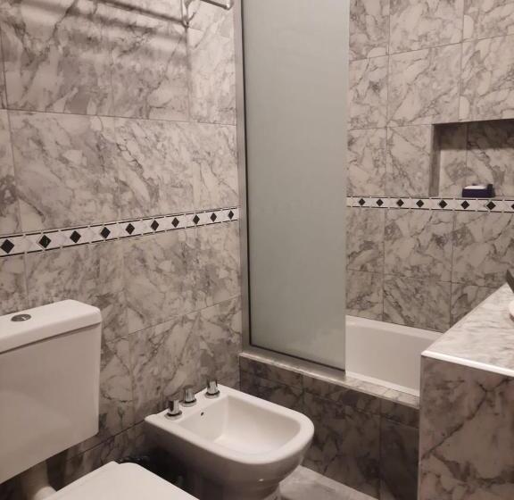 اتاق استاندارد چهار تخته, Las Tres Marías