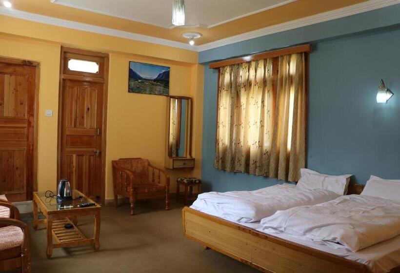 Quarto Deluxe com Sacada, Mount Kailash