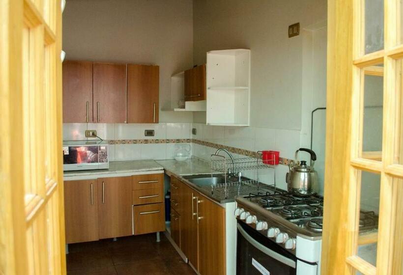 Номер Стандарт Трехместный, Hostal Alabalti