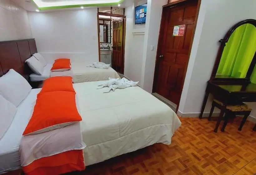 Standard Neljän Hengen Huone, Hostal La Siesta