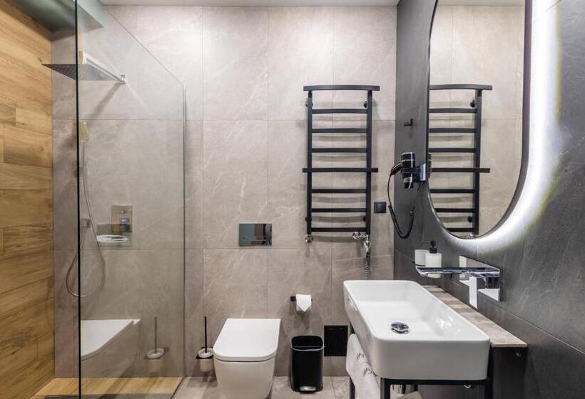 Апартаменты 1 Спальня с Видом, Shelter Apart