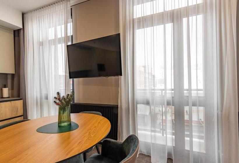 Апартаменты Deluxe 1 Спальня, Shelter Apart