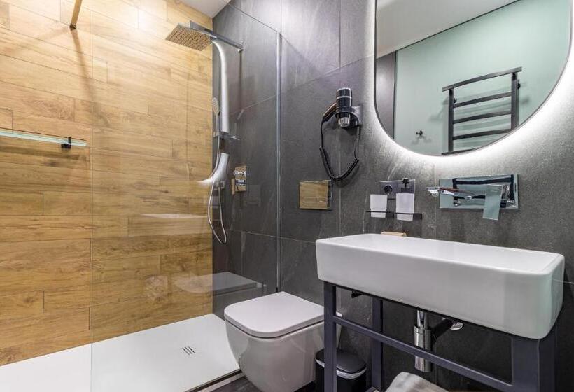 Студия Стандарт, Shelter Apart