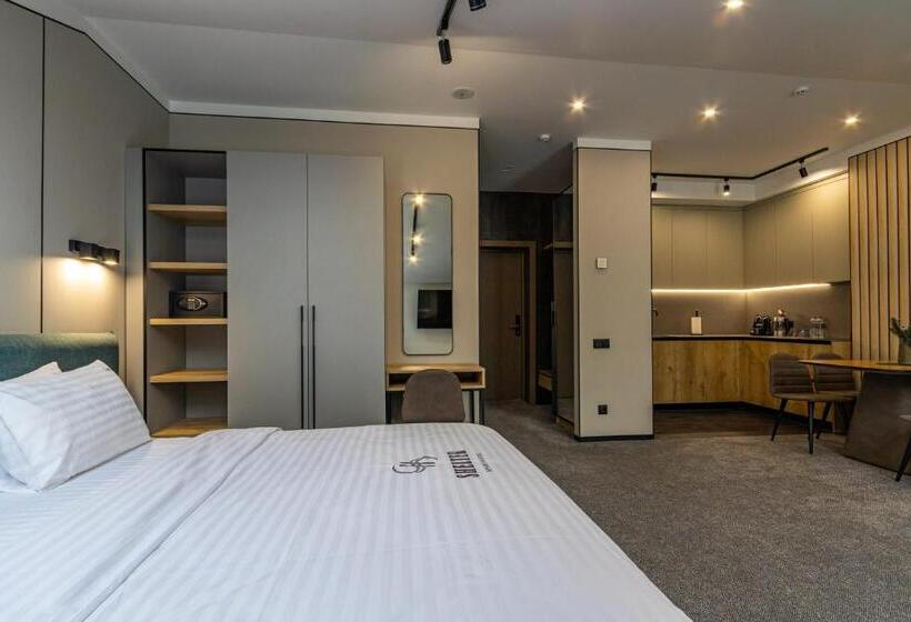 Студия Стандарт, Shelter Apart