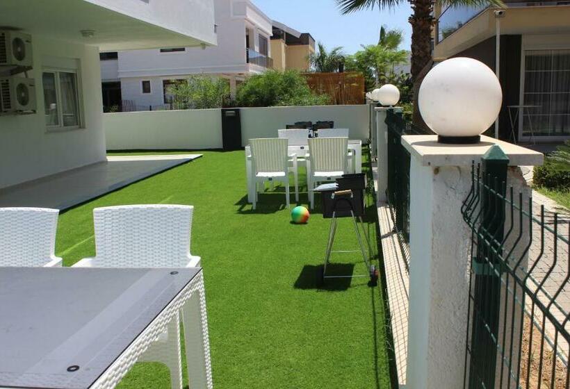 سوییت, Arya Apart Kundu