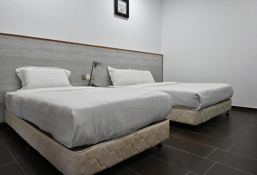 디럭스 트리플 룸, Cenang View