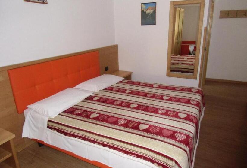 חדר סטנדרט לארבעה, Garni Festil