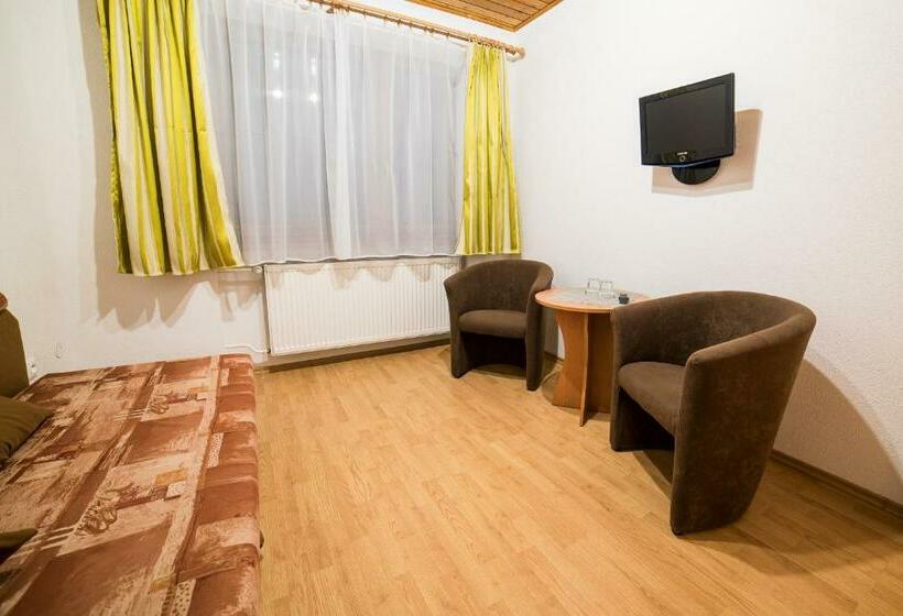 غرفة قياسية, Krpáčovo