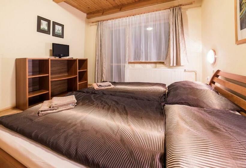 غرفة سوبيريور عائلية, Krpáčovo