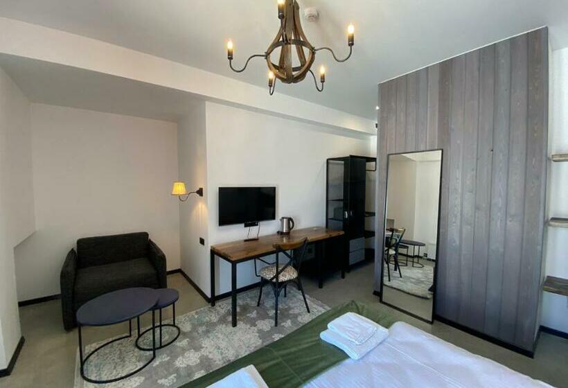 اتاق استاندارد, Roshe Gudauri